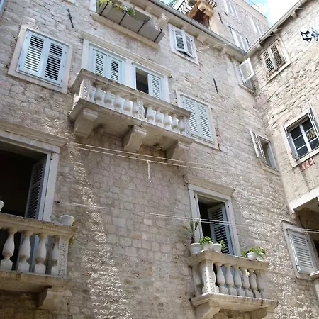 팰리스 아우구비오 스플리트