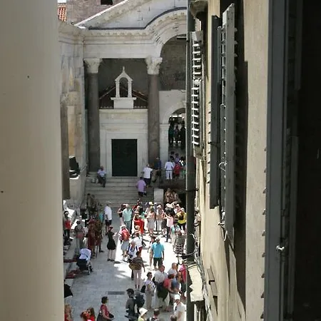 게스트하우스 팰리스 아우구비오 4*