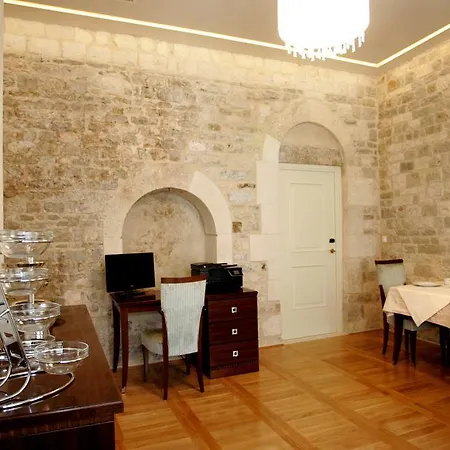 팰리스 아우구비오