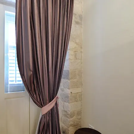 Pensión Palace Augubio 4*