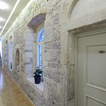 Pensionat Palace Augubio