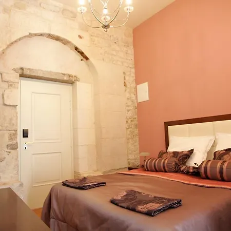 Pensionat Palace Augubio Split