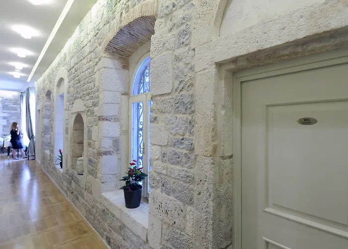 Гостьовий будинок Palace Augubio