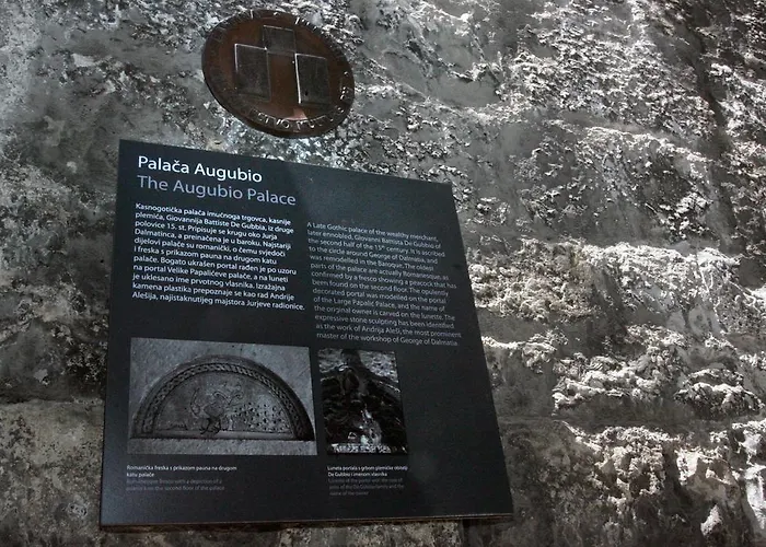 Гостьовий будинок Palace Augubio 4*