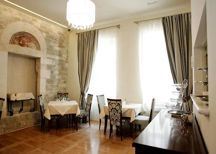 Palace Augubio Спліт